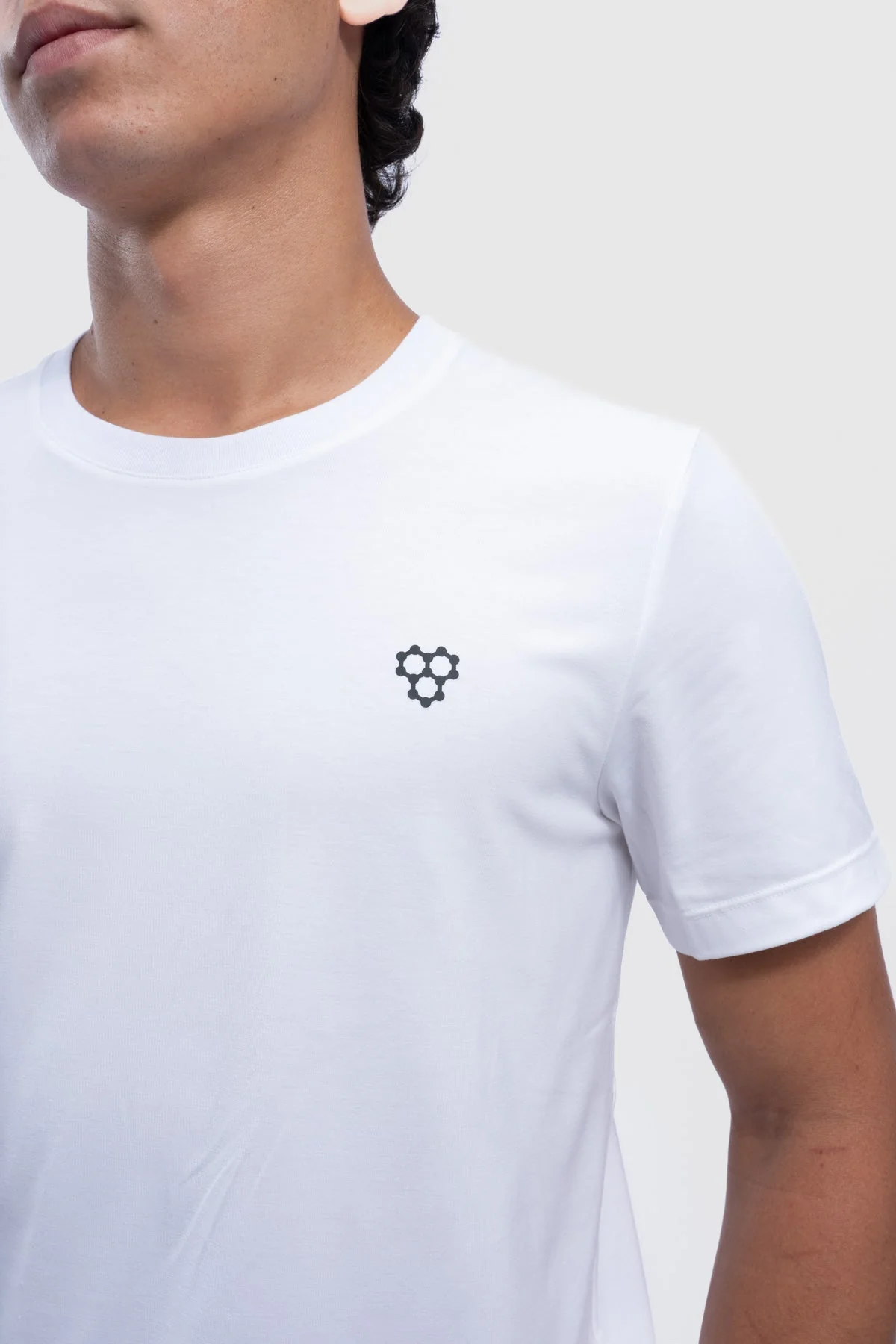 Men’s CourtIQ™ Molecule Tee - Image 5